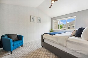 Parkside Retreat 2 Suites, Office, Garage