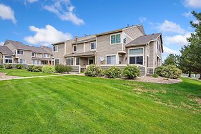 Parkside Retreat 2 Suites, Office, Garage