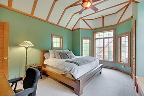 Luxe Family Home on Orange Lake w/ Private Dock!