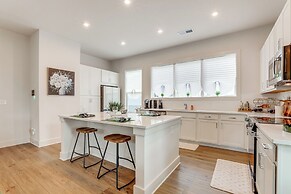 Townhome 1 Mi to Grant Park & Atlanta Beltline!