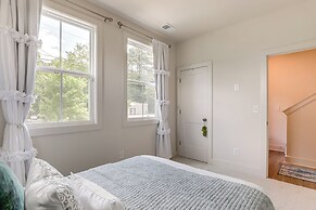 Townhome 1 Mi to Grant Park & Atlanta Beltline!