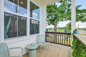 Townhome 1 Mi to Grant Park & Atlanta Beltline!