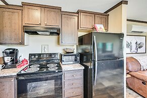 6 Mi to Topsey Exotic Ranch: Retreat on 12 Acres!
