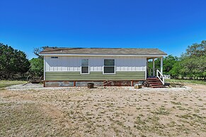 6 Mi to Topsey Exotic Ranch: Retreat on 12 Acres!