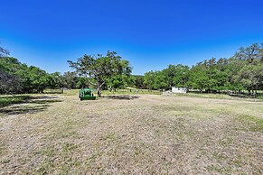 6 Mi to Topsey Exotic Ranch: Retreat on 12 Acres!