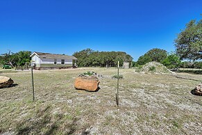 6 Mi to Topsey Exotic Ranch: Retreat on 12 Acres!