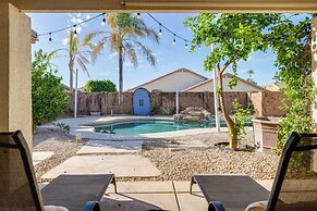 Private Pool & Patio: Spacious Gilbert Getaway!