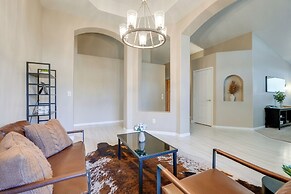 Private Pool & Patio: Spacious Gilbert Getaway!