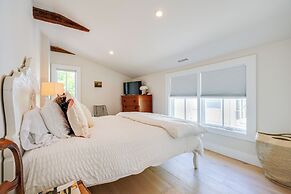Walk to Beach: Luxe Home w/ Fire Pit in Rowayton!