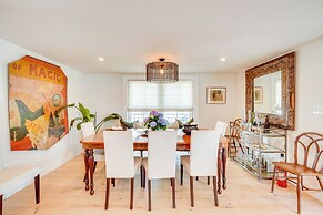 Walk to Beach: Luxe Home w/ Fire Pit in Rowayton!