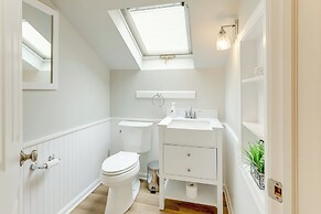 1 Mi to Village: Waterfront Oasis in Lake George!