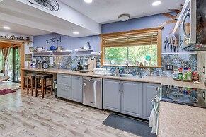 2 Mi to Market St: Gem w/ Peaceful Deck & Porch