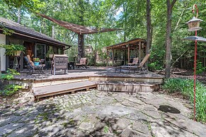 2 Mi to Market St: Gem w/ Peaceful Deck & Porch