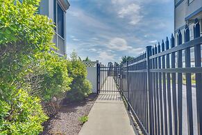 Walk to Beach & Marsh: Condo in Murrells Inlet