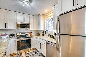 Lake & Pool Access: Lazy Days Condo w/ Balcony!