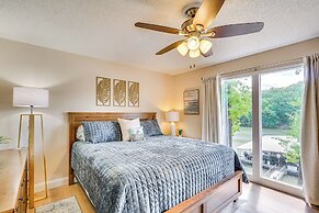 Lake & Pool Access: Lazy Days Condo w/ Balcony!