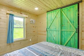 4 Mi to Delaware River: Callicoon Retreat w/ Deck!