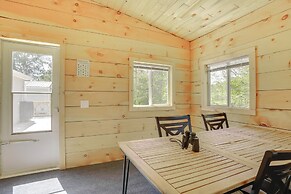 4 Mi to Delaware River: Callicoon Retreat w/ Deck!