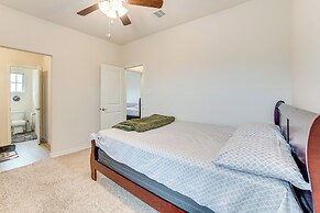 Walk to Lake Ray Hubbard: Spacious Family Home!