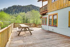 Rustic Ketchikan Escape Wildlife & Water Views
