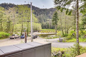 Rustic Ketchikan Escape Wildlife & Water Views