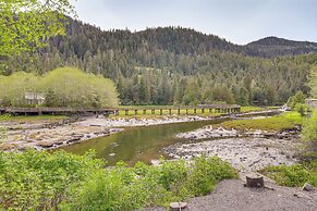 Rustic Ketchikan Escape Wildlife & Water Views