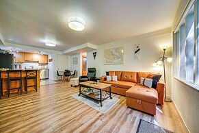 8 Mi to Dtwn Seattle: Pet-friendly Apt w/ Hot Tub