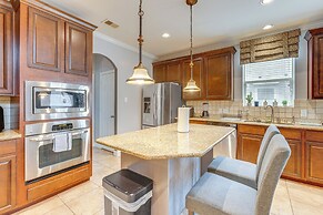 Pet-friendly Home w/ Patio & Yard in Rosharon