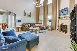 Pet-friendly Home w/ Patio & Yard in Rosharon