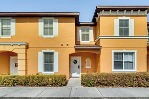 8 Mi to Disney: Luxe Townhome in Kissimmee