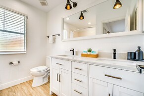 8 Mi to Disney: Luxe Townhome in Kissimmee