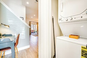 8 Mi to Disney: Luxe Townhome in Kissimmee