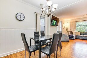 Walk to Golf: Cozy Home w/ Lush Yard in Atlanta!