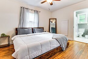 Walk to Golf: Cozy Home w/ Lush Yard in Atlanta!