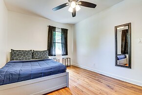 Walk to Golf: Cozy Home w/ Lush Yard in Atlanta!