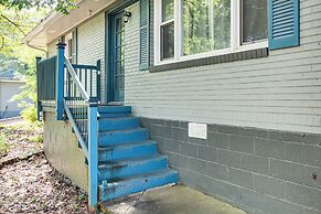 Walk to Golf: Cozy Home w/ Lush Yard in Atlanta!