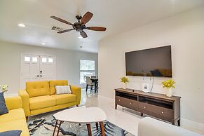 5 Mi to Beach: Tampa Retreat w/ Furnished Lanai!