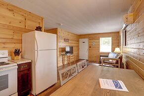 1 Mi to Greers Ferry Lake: Cabin w/ Pool Access