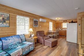 1 Mi to Greers Ferry Lake: Cabin w/ Pool Access