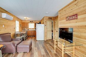 1 Mi to Greers Ferry Lake: Cabin w/ Pool Access