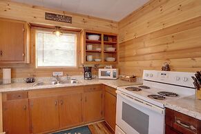 1 Mi to Greers Ferry Lake: Cabin w/ Pool Access