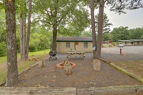 1 Mi to Greers Ferry Lake: Cabin w/ Pool Access