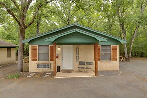 Boat, Swim & Hike: Cottage Near Greers Ferry Lake!