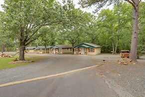 Boat, Swim & Hike: Cottage Near Greers Ferry Lake!