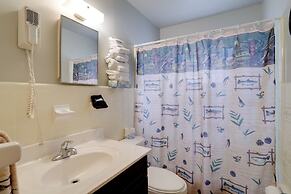 Fish, Boat, Hike: Cabin Near Greers Ferry Lake
