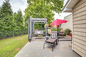 Boat, Kayak & Swim: Lake Guntersville Family Home