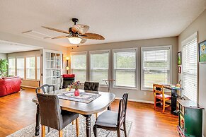 Boat, Kayak & Swim: Lake Guntersville Family Home