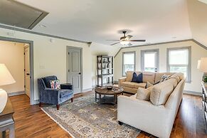 Farm & Lake Views: Rural Mississippi Loft Apt