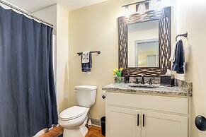 Farm & Lake Views: Rural Mississippi Loft Apt