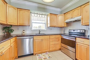 Steps to Shore: Cozy Condo in Fort Myers Beach!